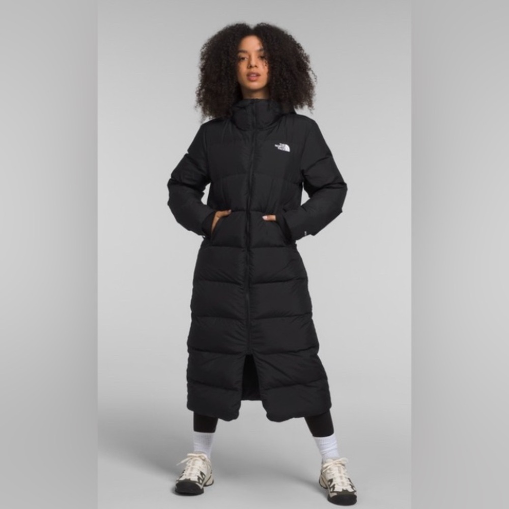 NWT The North Face Women's Black Puffer Jacket - SOLD OUT ONLINE - SIZS L